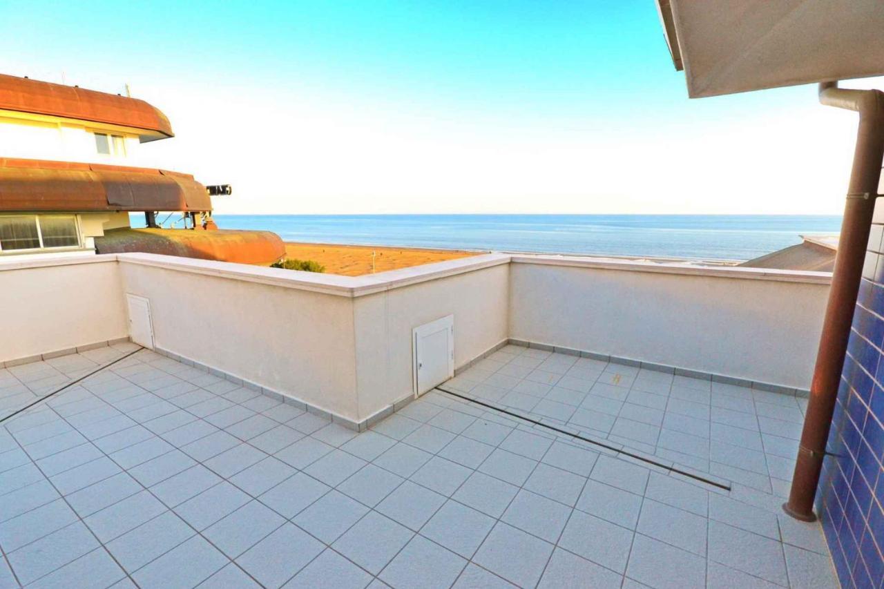 Apartments In Lignano 21657 利尼亚诺萨比亚多罗 外观 照片